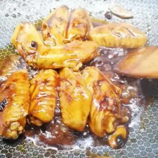 Make Coke chicken wings step 6