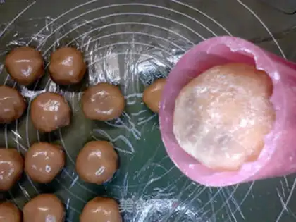 Make Soy sauce, moon cake step 15