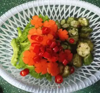 Make Scrambled eggs with red ace step 4
