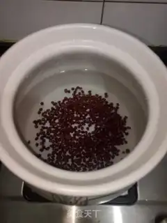 Make Red bean fish soup step 1