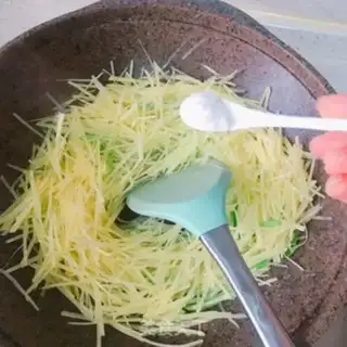 Make Clear the potatoes step 4