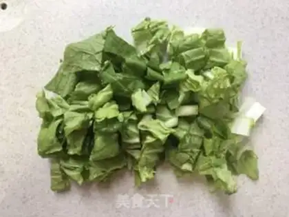 Make Tofu shrimp skin fishball soup step 1