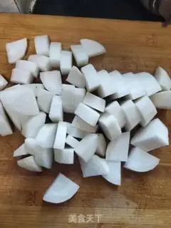 Make Cattle juice and white carrots step 1