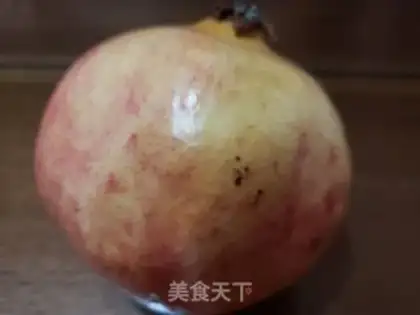 Make Pomegranate juice step 0