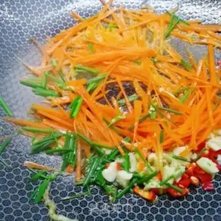 Make Egg noodles step 8
