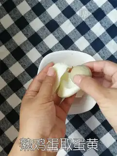 Make A yogurt shake step 3