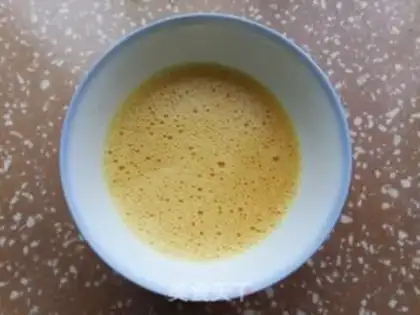 Make Sea cucumber peas steamed eggs step 2
