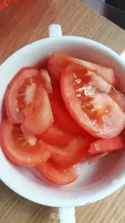 Make Tomato fried eggs step 0