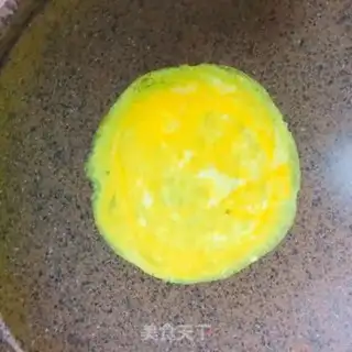 Make Egg cucumber toast step 5