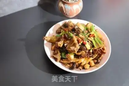 Make Flaming chicken in mushrooms step 0