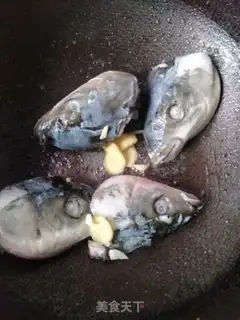 Make Coughfish head meatball soup step 3