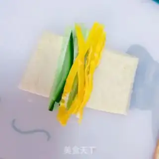Make Egg cucumber toast step 12