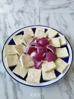 Make Pyramid onions tofu step 0