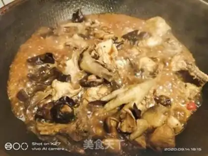 Make Flaming chicken in mushrooms step 7