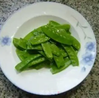 Make Scrawny sprouts, Dutch beans step 2