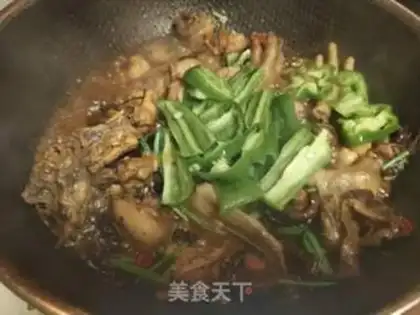 Make Flaming chicken in mushrooms step 9