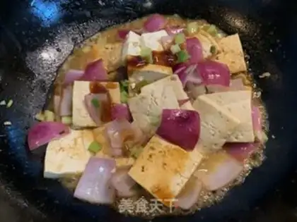 Make Pyramid onions tofu step 5