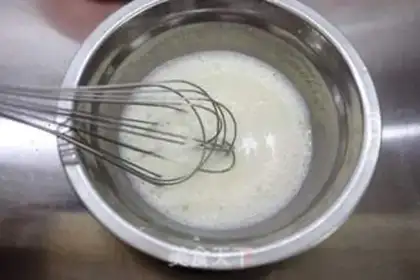 Make Chocolate cream box cake step 2