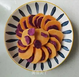 Make Twin potato apples step 1