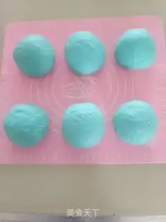 Make Vanilla iced bread step 3