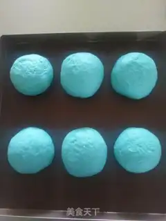 Make Vanilla iced bread step 4