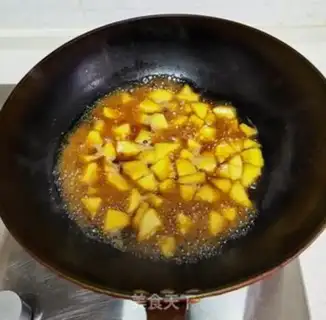 Make Twin potato apples step 4