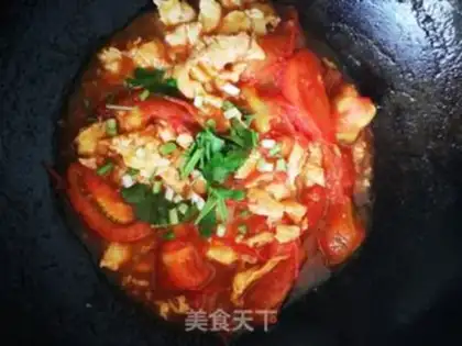 Make Tomato fried eggs step 8