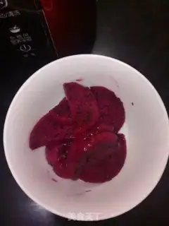 Make Fresh Dragon Juice step 0