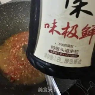Make Pepper choppers and crabs step 18