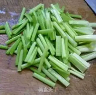 Make Celery with silk step 4