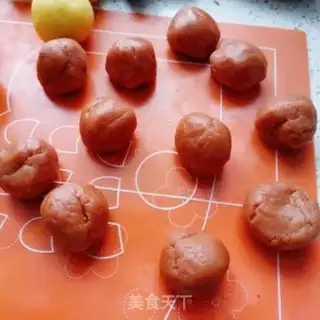 Make Watch the moon cake step 2