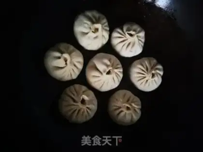 Make Piggy buns step 10