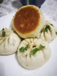Make Piggy buns step 13