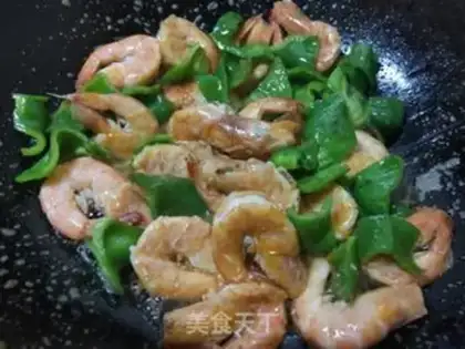 Make Crayfish and chili step 6