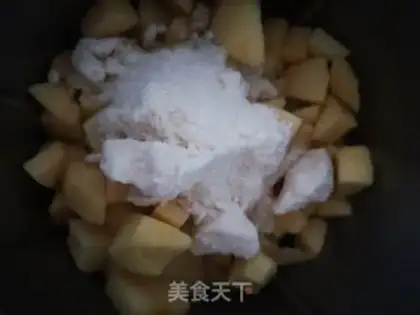 Make Homemade apple sauce step 4