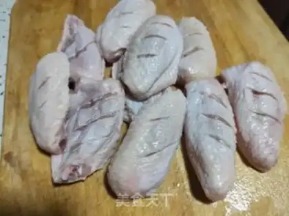 Make Lemon potatoes roast chicken wings step 1