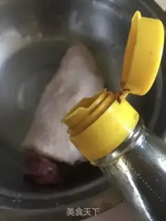 Make Fried duck chest step 1