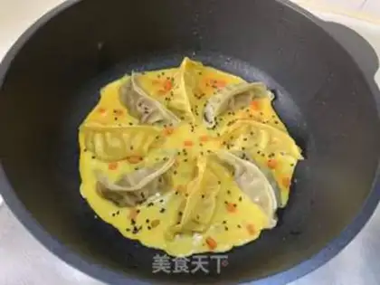 Make Hold on to the omelet step 6