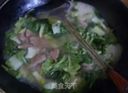Make No. 5 pork gravy step 11