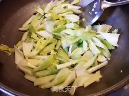 Make Celery makes mushrooms step 4