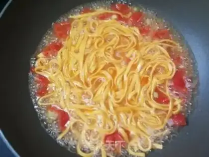 Make Spinach carrot noodles step 17