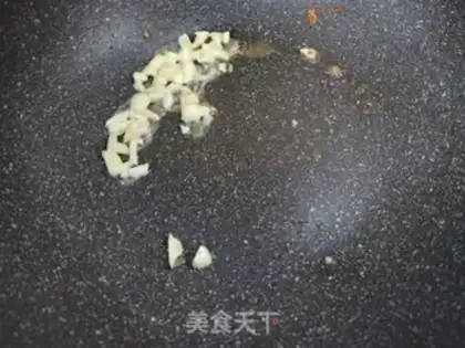 Make Eggs and mushrooms and broccoli step 7