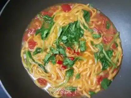 Make Spinach carrot noodles step 20