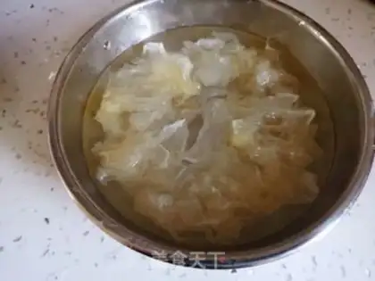 Make Pear soup step 1