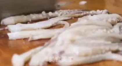 Make Garlic squid mustache step 0