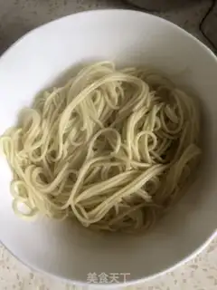 Make Hot dry noodles step 2
