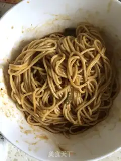 Make Hot dry noodles step 4