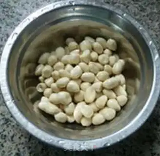 Make Porridge of peanuts step 5