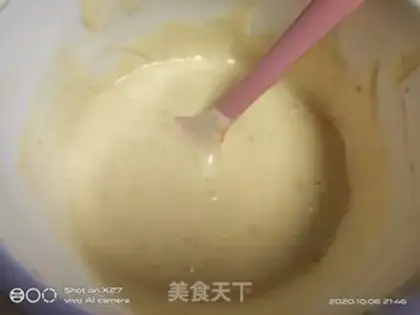 Make Salted eggcake rolls step 2