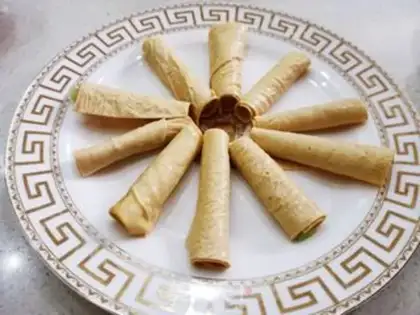 Make Bean cucumber roll step 4